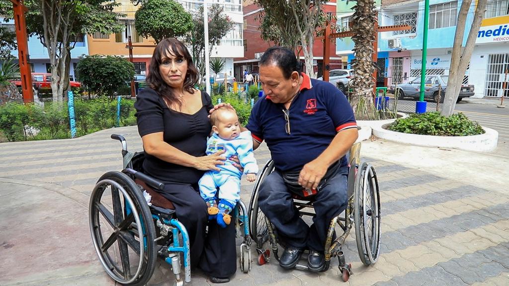 Personas que padecen secuela de polio invocan a padres de familia a cumplir con las vacunas de sus hijos e hijas