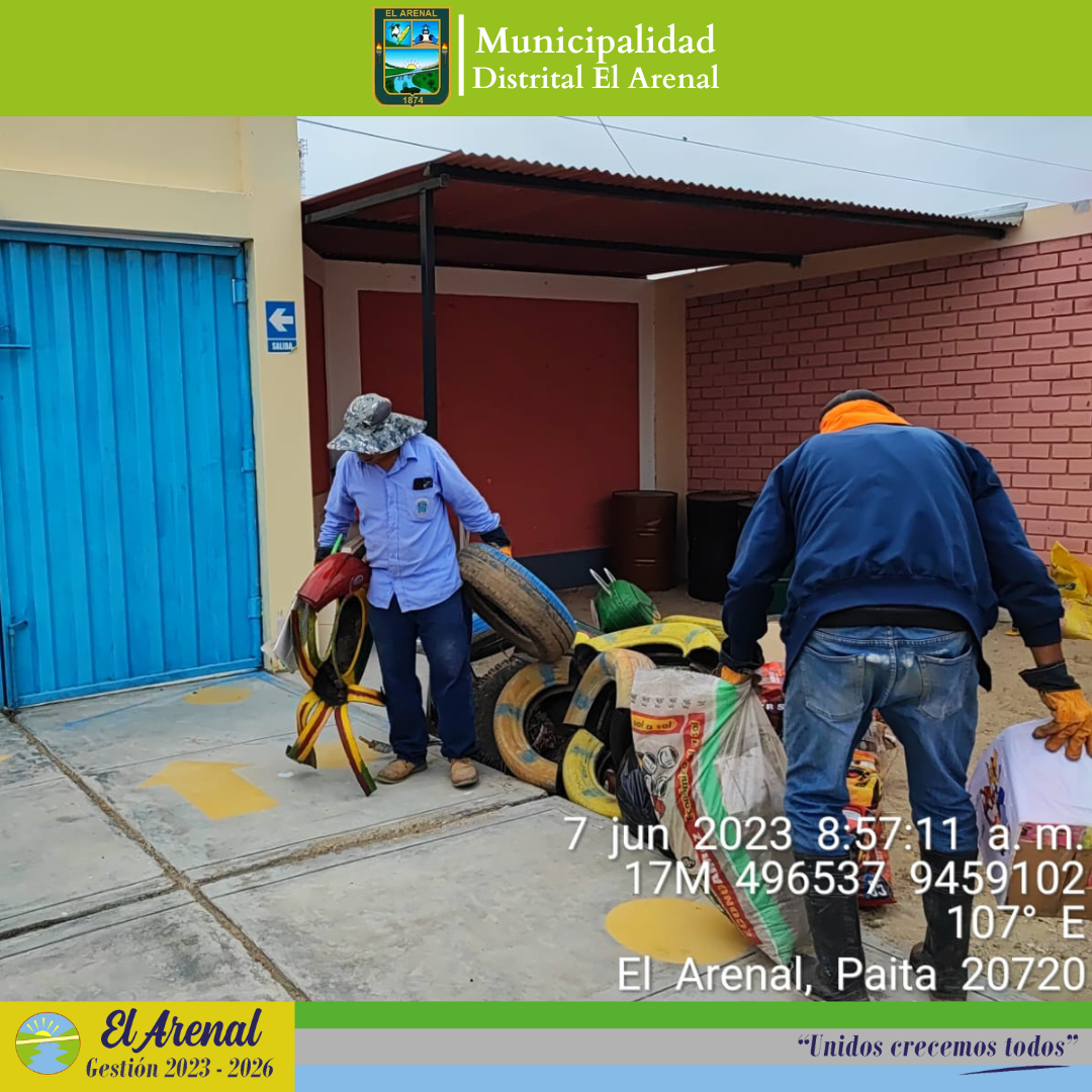 Foto de la campaña de recojo de inservibles.