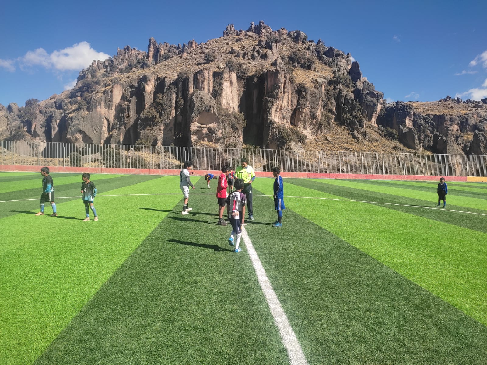 Con gran Γ©xito se desarrollo el campeonato de futbol intercomunidades damas y varones