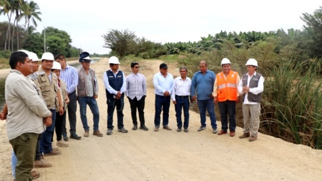 GORE inicia descolmatación de drenes en Bajo Chira para beneficiar a 25 mil agricultores
