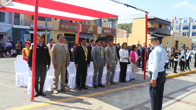 CEREMONIA DE IZAMIENTO DEL PABELLÓN NACIONAL Y CONMEMORACIÓN DEL 193 ANIVERSARIO DE  LA I.E GENERALÍSIMO DON JOSÉ DE SAN MARTÍN