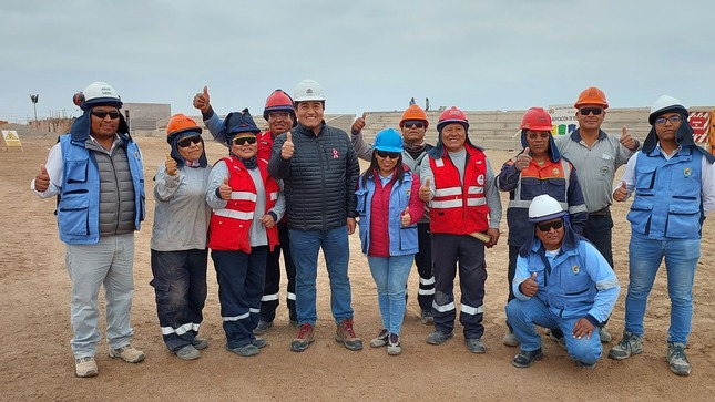 Alcalde Abg. Humberto Tapia Garay mantiene su compromiso de generar desarrollo, promover el turismo, y brindar puestos de trabajo para la población de Ilo.