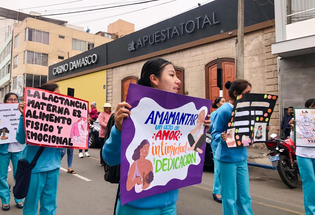 Promueven lactancia materna en emotiva caminata y ceremonia