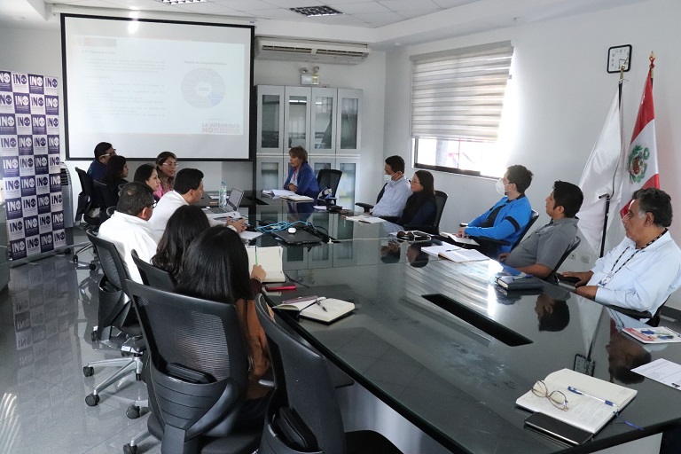 Profesionales del INO en reunión de coordinación por temas de integridad