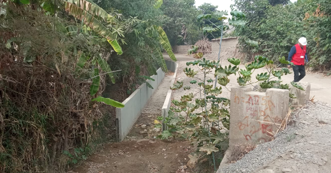 La Contraloría General alertó el pago de S/ 123 060 a contratista por partida de instalación de compuertas metálicas que aún no ejecuta en la obra de rehabilitación del servicio de agua para riego del canal “La Angostura”, en la provincia de Nasca, valorizada en S/ 6 635 553, a cargo de la Municipalidad Distrital de Changuillo.