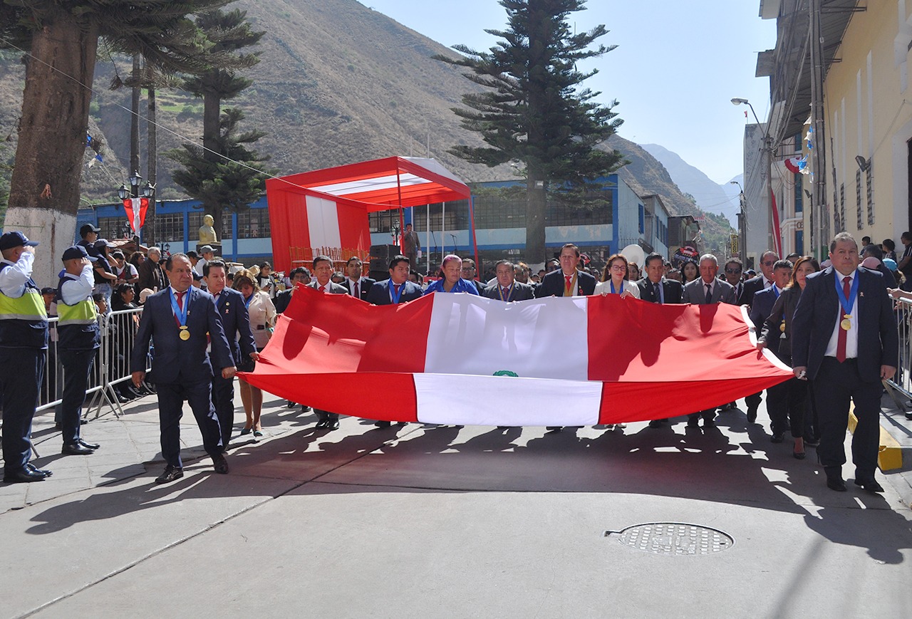 Gran celebración por fiestas patrias en Matucana