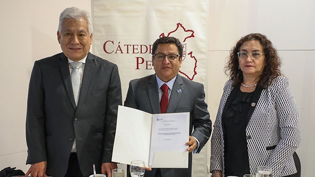 Ministro César Vásquez: “Nos hemos puesto como meta construir 1000 centros de salud en el país”