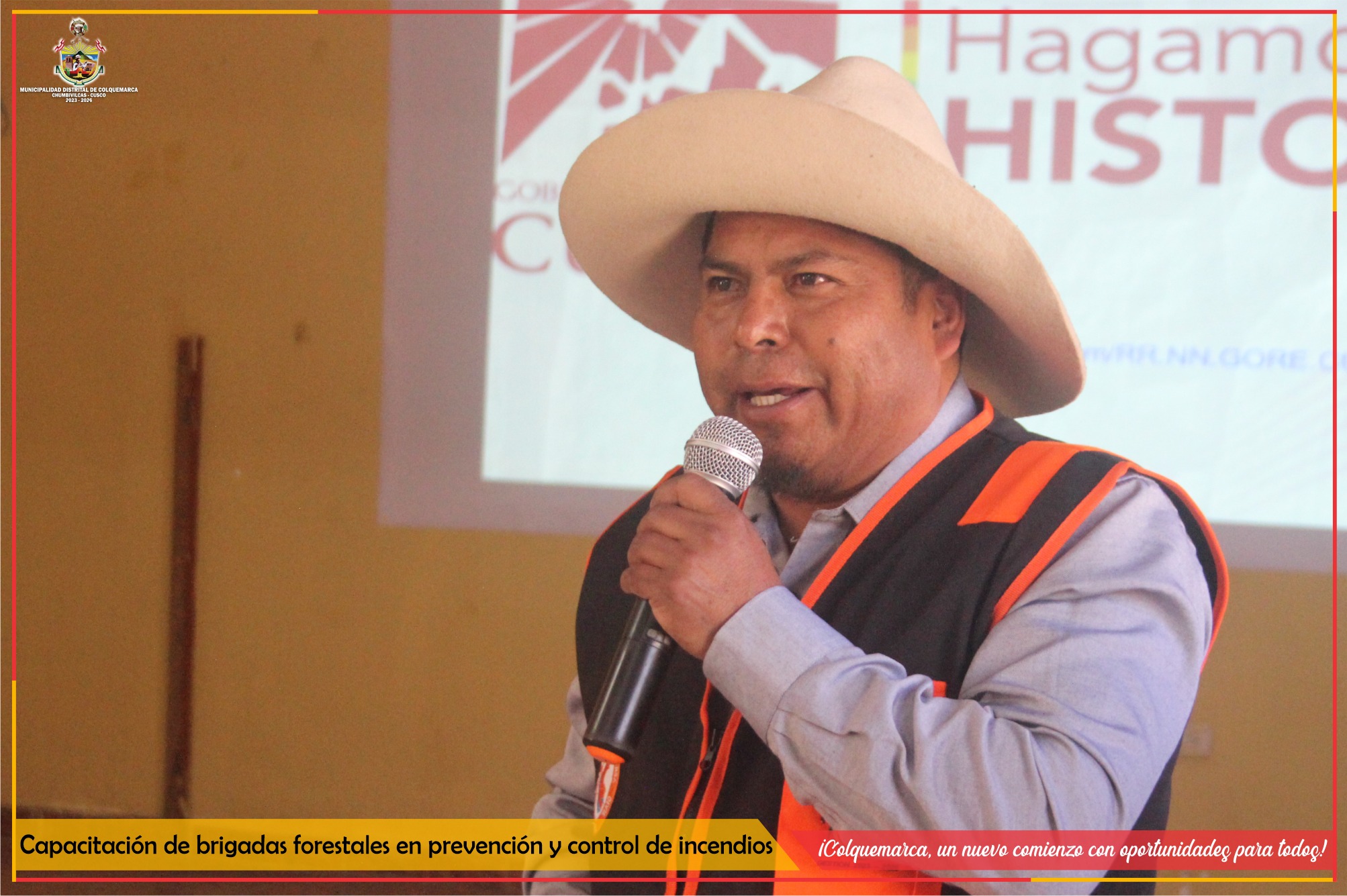 La Municipalidad Distrital de Colquemarca, en una destacada colaboración con la Oficina de Gestión de Riesgos y la Gerencia Regional de Recursos Naturales del Gobierno Regional del Cusco, ha llevado a cabo con éxito un crucial curso taller de capacitación en prevención y control de incendios forestales. Esta iniciativa, destinada a brigadas especializadas, plataformas de defensa civil, líderes comunales y rondas campesinas, marca un hito en la protección y conservación de los valiosos recursos naturales de la región.
La capacitación, dirigida por un panel de expertos en el campo, tuvo lugar en un entorno enriquecedor y constructivo. La presencia del Prof. Santos Oviedo Ataucuri, autoridad edil de la Municipalidad Distrital de Colquemarca, brindó un respaldo institucional sólido a esta importante iniciativa. Junto a él, el Ing. Junior Quispe Espinoza, Gerente de Gestión Ambiental, y el Tec. Especialista Grimaldo Huaman Valer, responsable de la Oficina de Gestión de Riesgos, subrayaron la importancia de una preparación efectiva para enfrentar los desafíos del manejo de incendios en entornos naturales.
La capacitación estuvo a cargo de un equipo de renombrados profesionales en la materia: el Ing. Darwin Terrones Coello, el Ing. Ricardo Gamarra García y el Ing. Donny Gonzáles Ramos. Estos expertos compartieron sus vastos conocimientos y experiencias en la prevención, control y mitigación de incendios forestales, proporcionando a los participantes las herramientas necesarias para salvaguardar los bosques y la biodiversidad que conforman el valioso patrimonio natural de Colquemarca.
Este curso taller representa un paso significativo hacia adelante en la lucha contra los incendios forestales y refuerza la determinación de Colquemarca en ser un ejemplo a seguir en términos de gestión sostenible del medio ambiente. La colaboración entre la Municipalidad Distrital, la Oficina de Gestión de Riesgos y la Gerencia Regional de Recursos Naturales establece un modelo de cooperación efectiva para garantizar la protección de las áreas naturales en toda la región.
¡Colquemarca, un nuevo comienzo con oportunidades para todos!
Prof. Santos Oviedo Ataucuri - Alcalde
Gestión 2023 - 2026