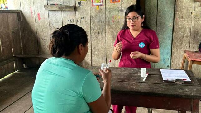 Loreto: Minsa visita comunidad El Salvador para participar en campaña de prevención de cáncer de cuello uterino 