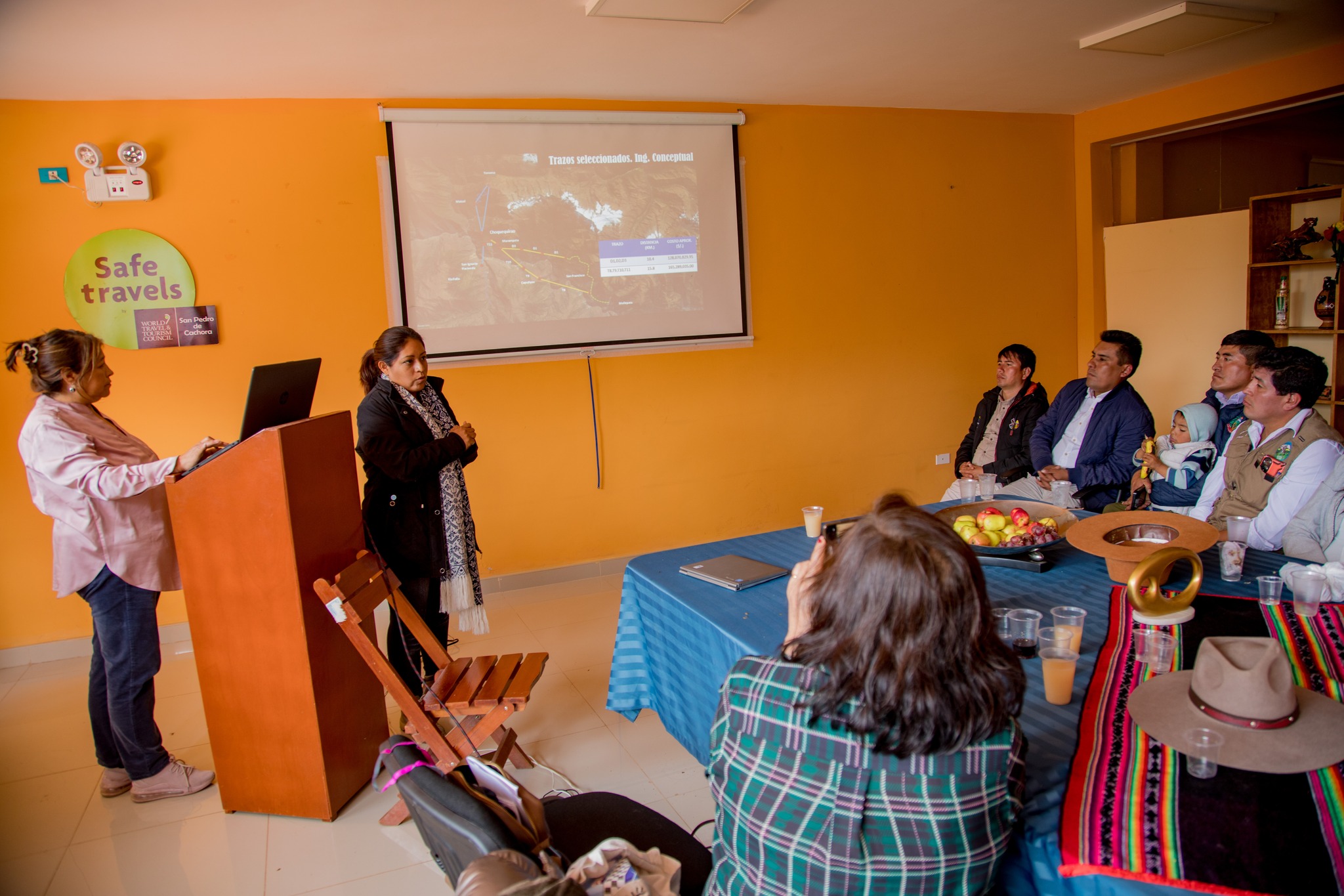 Gobernador Regional Percy Godoy consolida trabajo articulado con MINCETUR para proyecto birregional teleférico de Choquequirao
