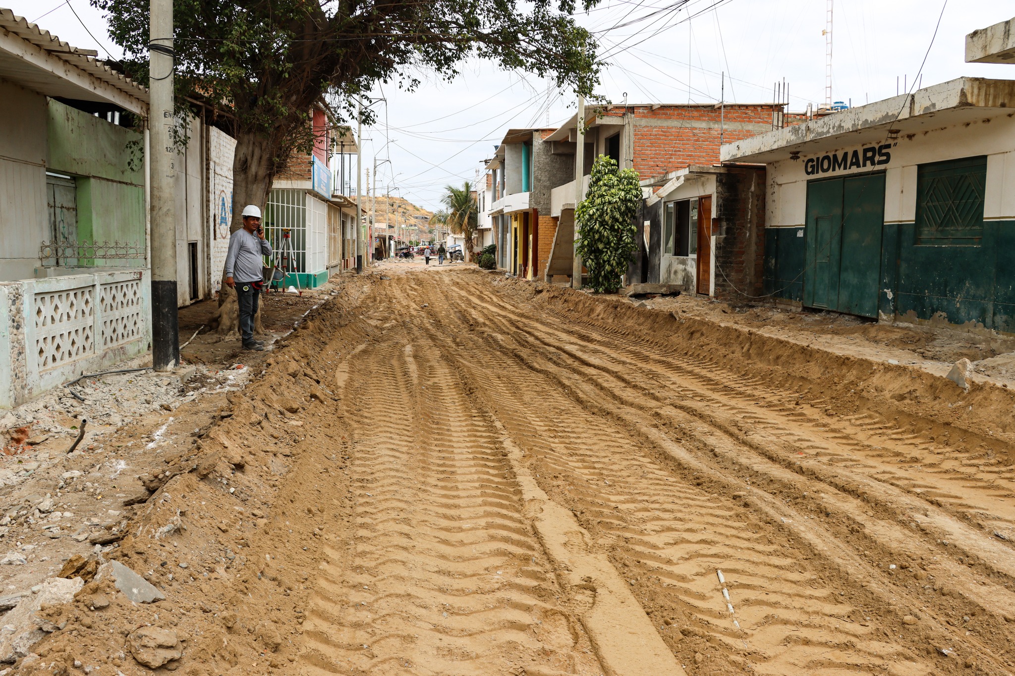 #MDMInforma | INICIAN 🚜👷 TRABAJOS DE LA OBRA 🏗️ EN CALLE LOS INCAS