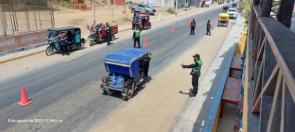 Realizan operativo preventivo de mototaxis