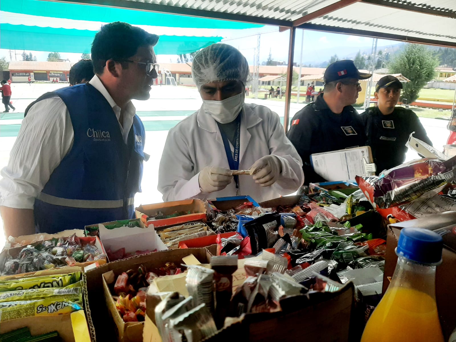 Cafetines escolares en Chilca son fiscalizados