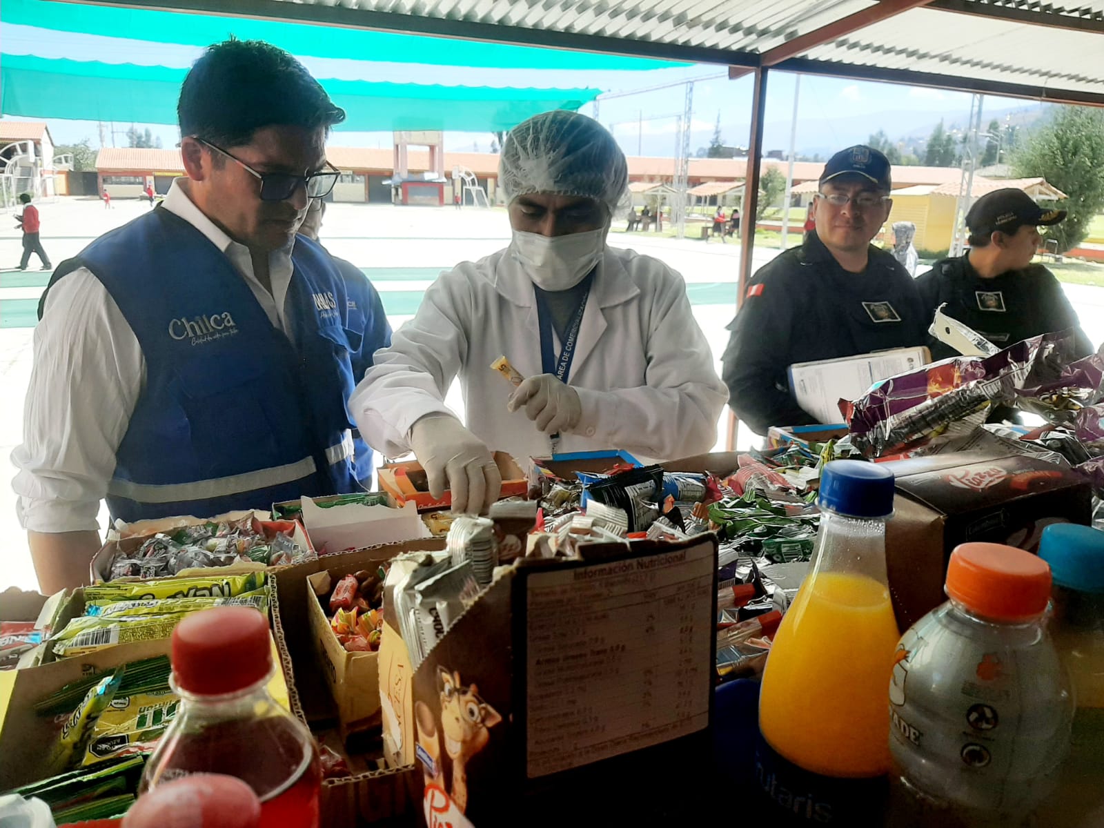 Cafetines escolares en Chilca son fiscalizados