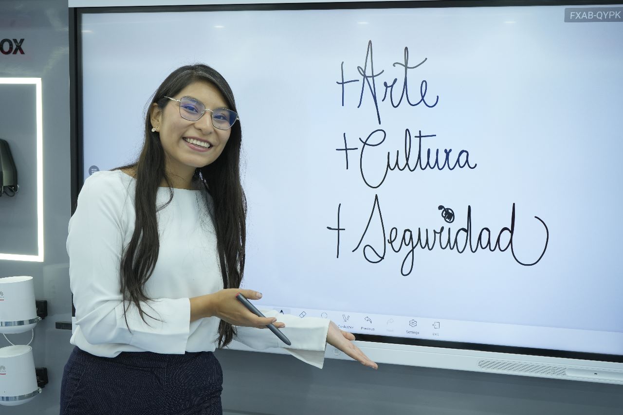 Ministerio de Cultura presenta exposición tecnológica “Itinerarte” en Comas para conocer y valorar nuestro patrimonio cultural