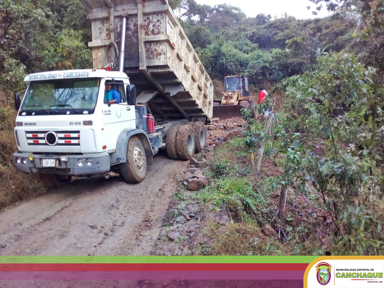 Mantenimiento de la carretera de la Agua Azul – CRUCE, MARAYPAMPA – VAQUERIA