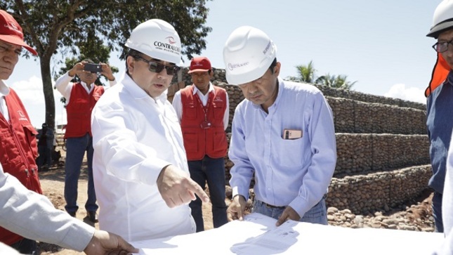 San Martín.- Durante la jornada de trabajo en el marco del Despacho Contralor en el departamento de San Martín, el contralor general, Nelson Shack Yalta, informó que durante el año 2022, la corrupción habría ocasionado a la región un perjuicio económico estimado de S/ 485 millones, de acuerdo al resultado de la Estimación de la Corrupción e Inconducta Funcional elaborado por el Observatorio Anticorrupción de la Contraloría. Lo revelado representa un nivel de incidencia del 11.6% del presupuesto devengado del año mencionado, a nivel regional.