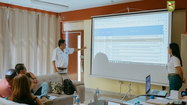 Reunión de coordinación entre funcionarios del ANA y MDCPS
