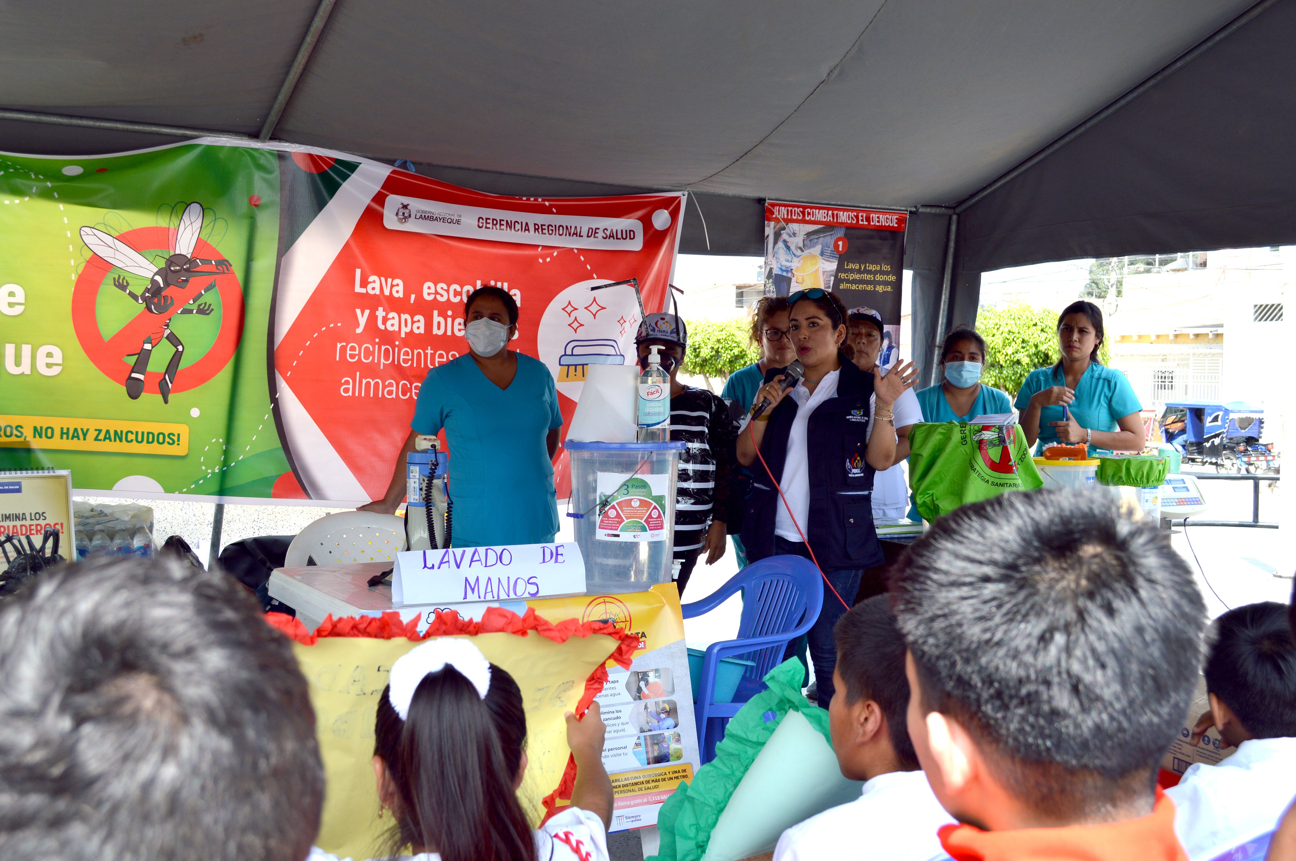 Geresa impulsa ferias informativas para reforzar prevención del dengue en la región Lambayeque