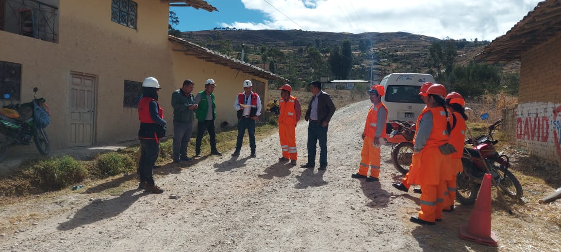 Entrega de terreno para inicio de obra de mantenimiento de carretera