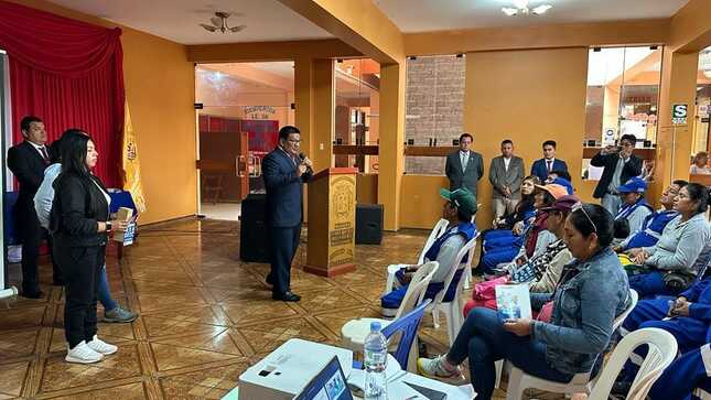 PERSONAL DE SERVICIOS PÚBLICOS DE LA ENTIDAD EDIL, RECIBEN CAPACITACIÓN SOBRE GESTIÓN INTEGRAL DE RESIDUOS SOLIDOS