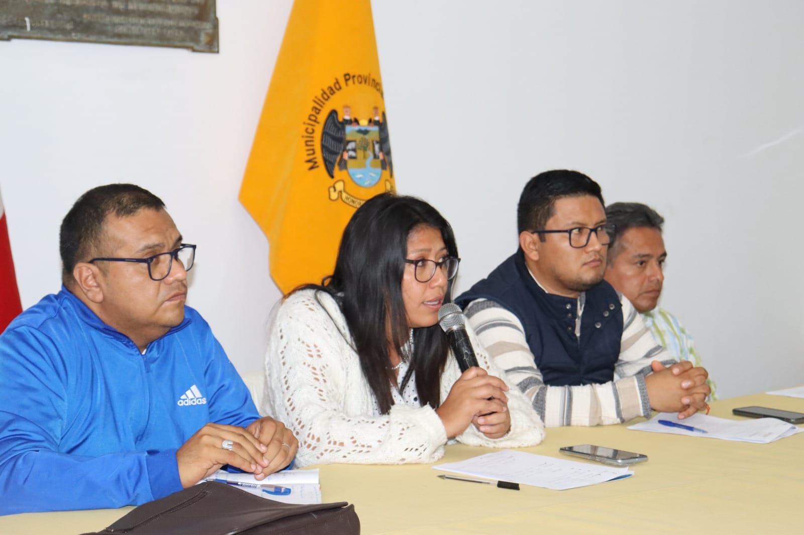 En importante mesa de trabajo se dio a conocer proyecto de ordenanza que favorecerá a los emolienteros de Huaral