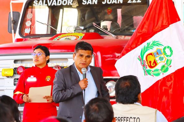 Alcalde Distrital de Andres Avelino participa en la inauguració de las nuevas instalaciones de la Compañía de Bomberos Voluntarios