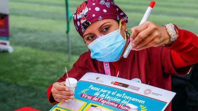 Comas: Minsa realizará campaña de prevención y detección de cáncer de cuello uterino