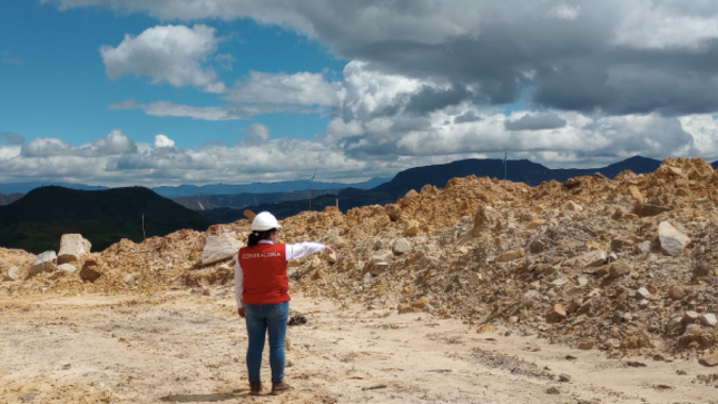 La Contraloría General alertó situaciones que podrían afectar el plazo de ejecución y posibles daños materiales en la obra denominada “Creación del camino vecinal Cuelcho – Lejía – Obsaj – Shique – Chiliquin”, distrito de Chiliquin, provincia de Chachapoyas, cuya ejecución está a cargo de la Municipalidad Provincial de Chachapoyas y cuenta con un presupuesto de S/ 31 081 319. Este proyecto beneficiará a más de 700 habitantes.