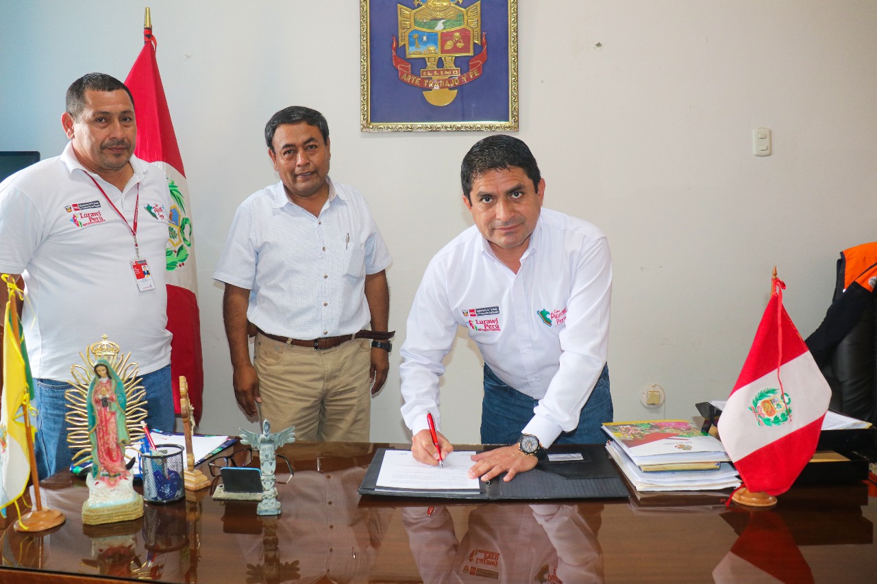 Llamkasun Perú firma acuerdos para financiar actividades de intervención inmediata en distritos de Lambayeque