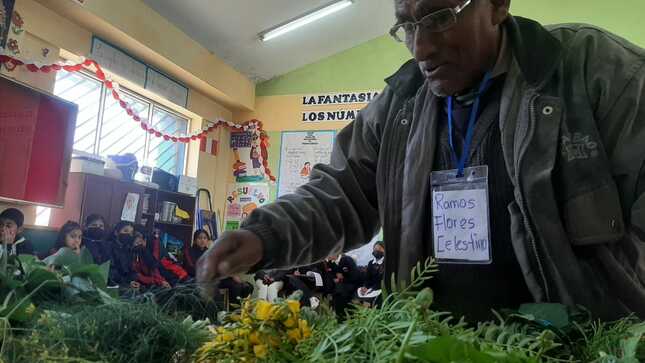 Niños y ancianos participaron de encuentro