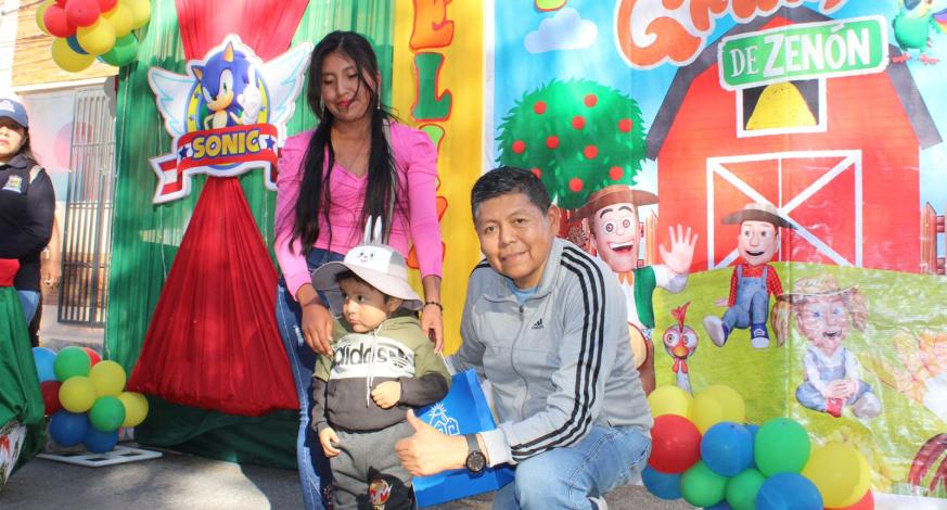 Con el nombre “ERQE RAYMI”, desde las 2 de la tarde se realizó un homenaje a los niños de la ciudad con la presencia del Alcalde Provincial, John Larry Coayla.