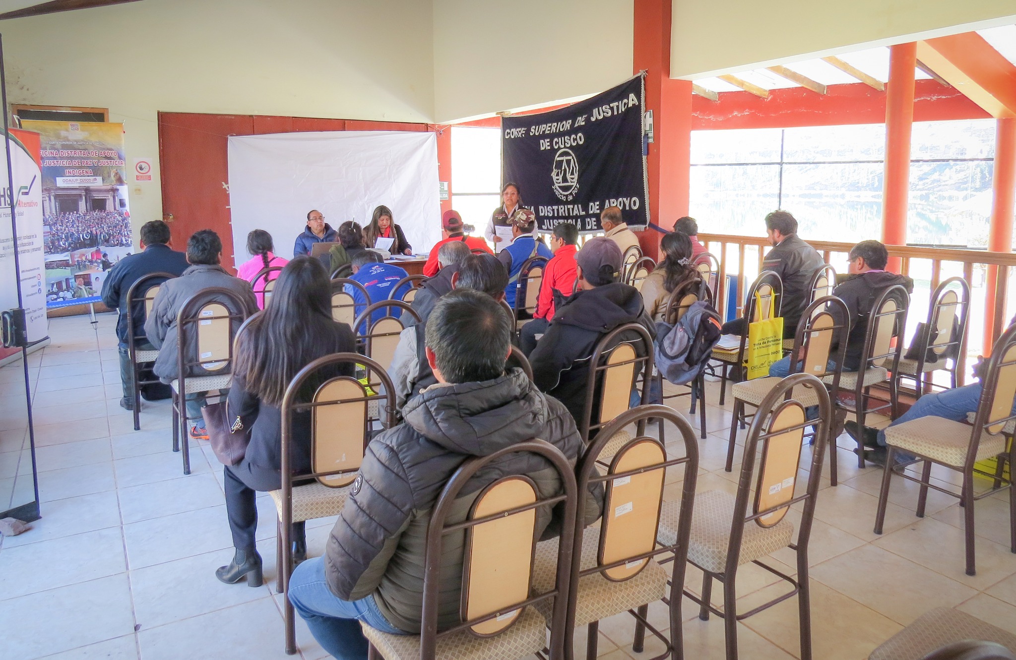 Jueces de Paz de la provincia de Quispicanchi fortalecieron sus capacidades