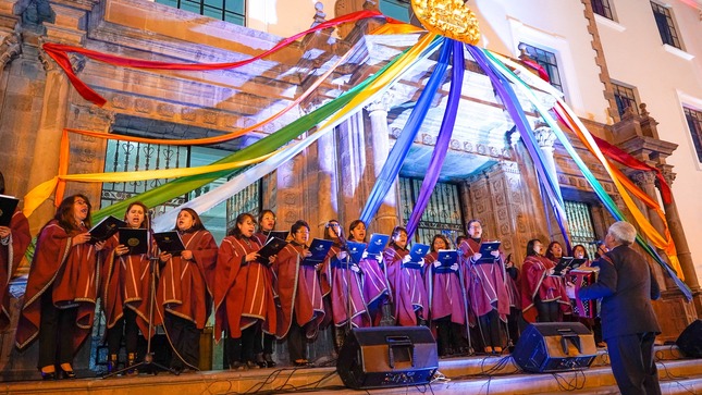 Corte Superior de Justicia de Cusco rindió homenaje a nuestra ciudad del Cusco