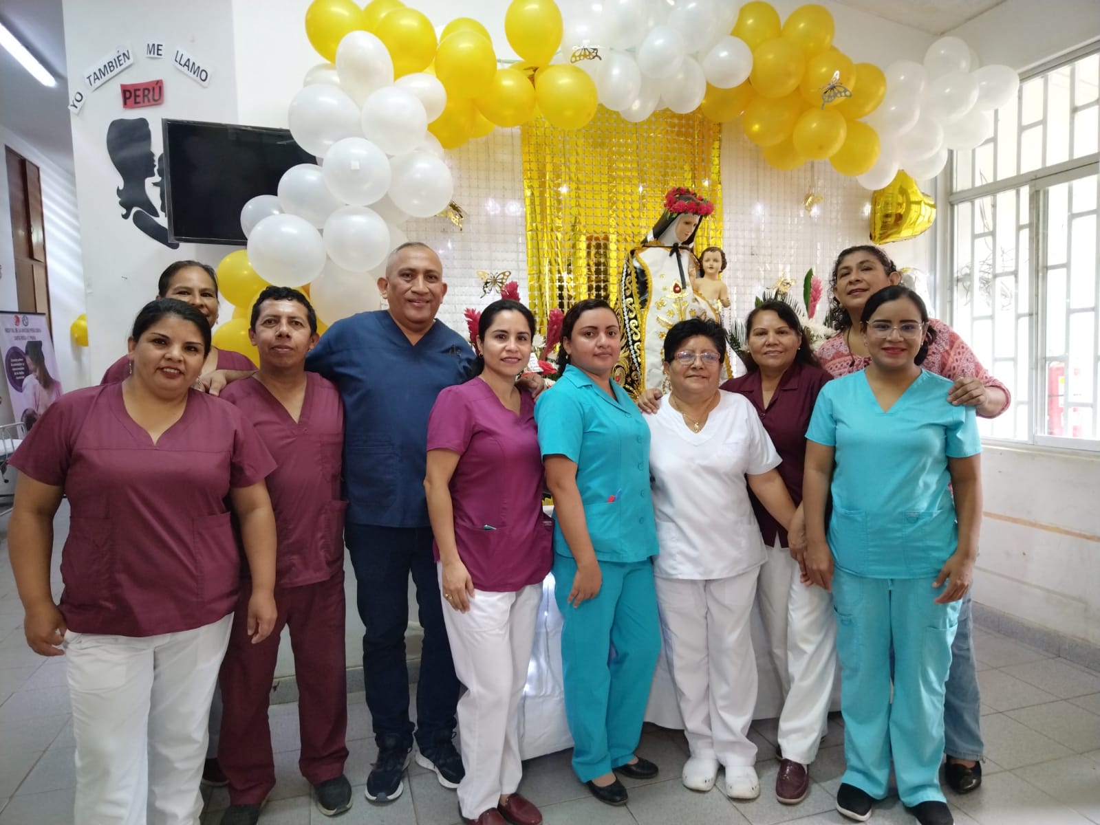 Nuestra patrona recorre los diferentes servicios del nosocomio