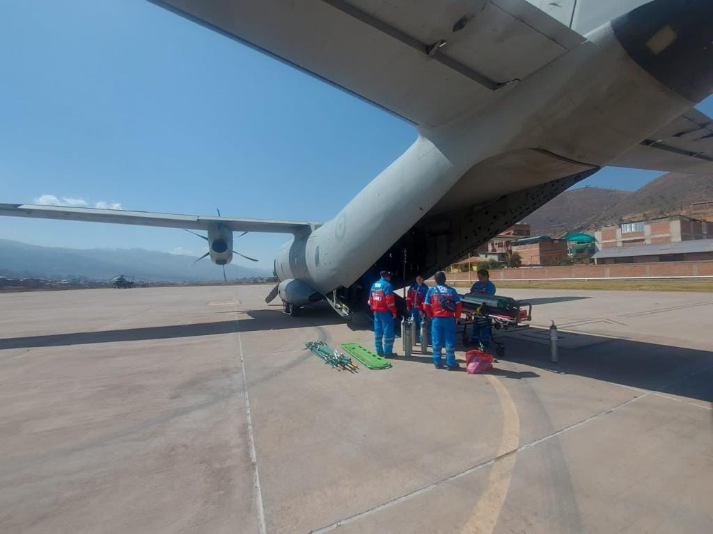 Parten de Cusco a Abancay vehículo aéreo gestionado por gobernador Percy Godoy para traslado de heridos de incendio forestal en Ihuayllo
