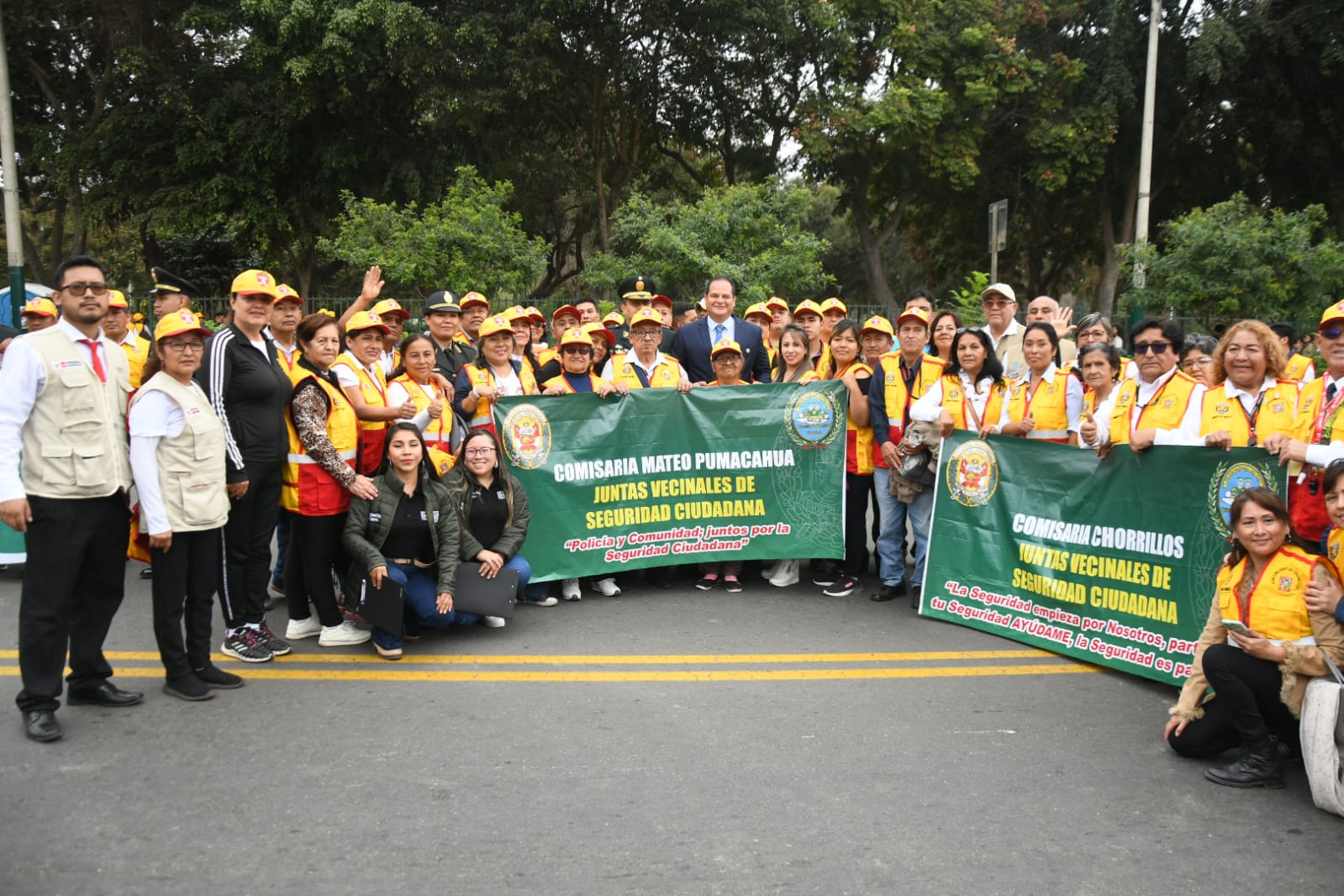 Vecinos se mostraron muy entusiasmados al participar de importante actividad
