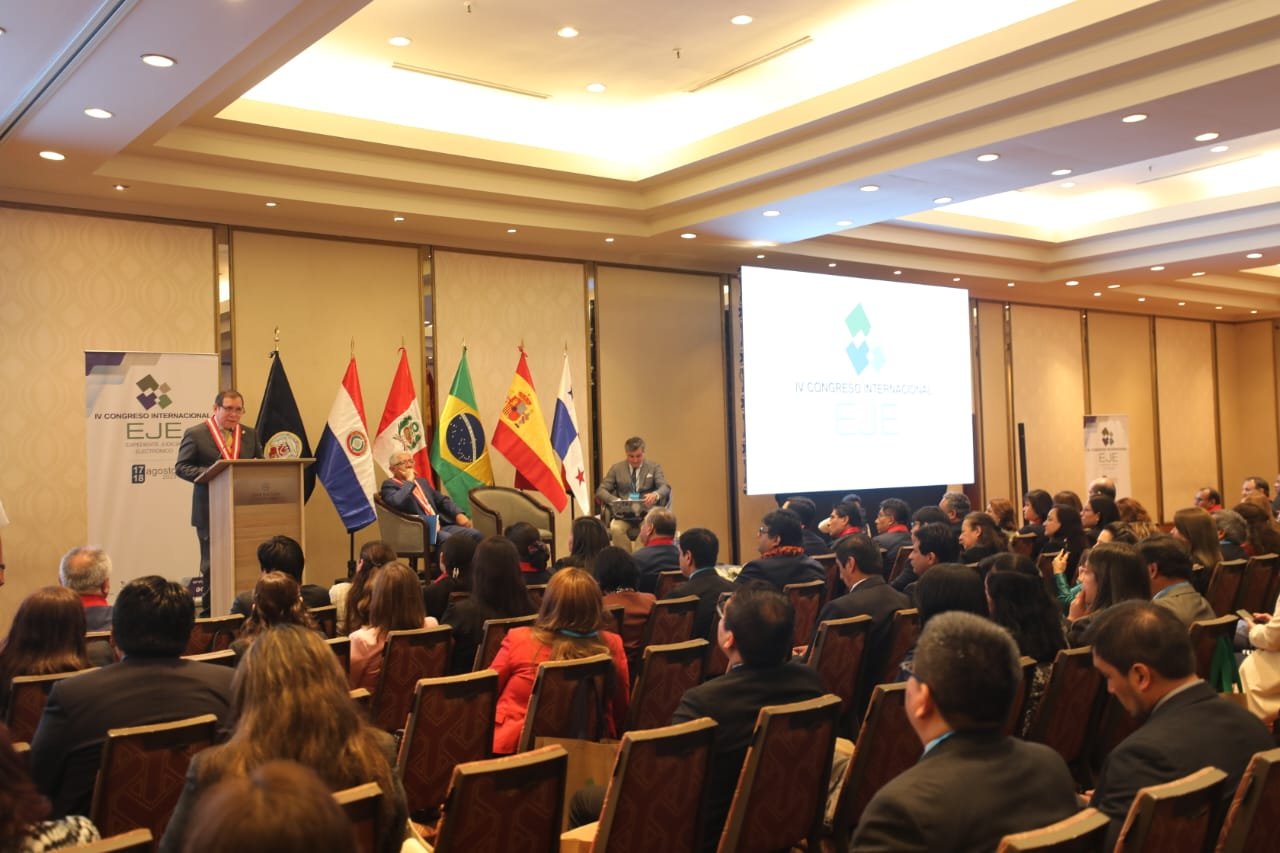 Presidenta de la Corte Superior de Justicia de Cusco participa en el IV Congreso Internacional del Expediente Judicial Electrónico (EJE)