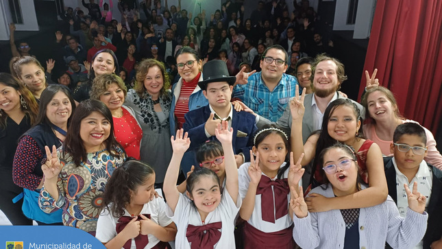 La 🎭 obra musical "Noé" llegó a Jesús María gracias a Musical Ciudadano. La actividad protagonizada por actores con Síndrome de Down nos trajo un mensaje de esperanza con una perspectiva moderna. 🤩
#Inclusión #SíndromeDeDown #JesúsMaríaSomosTodos