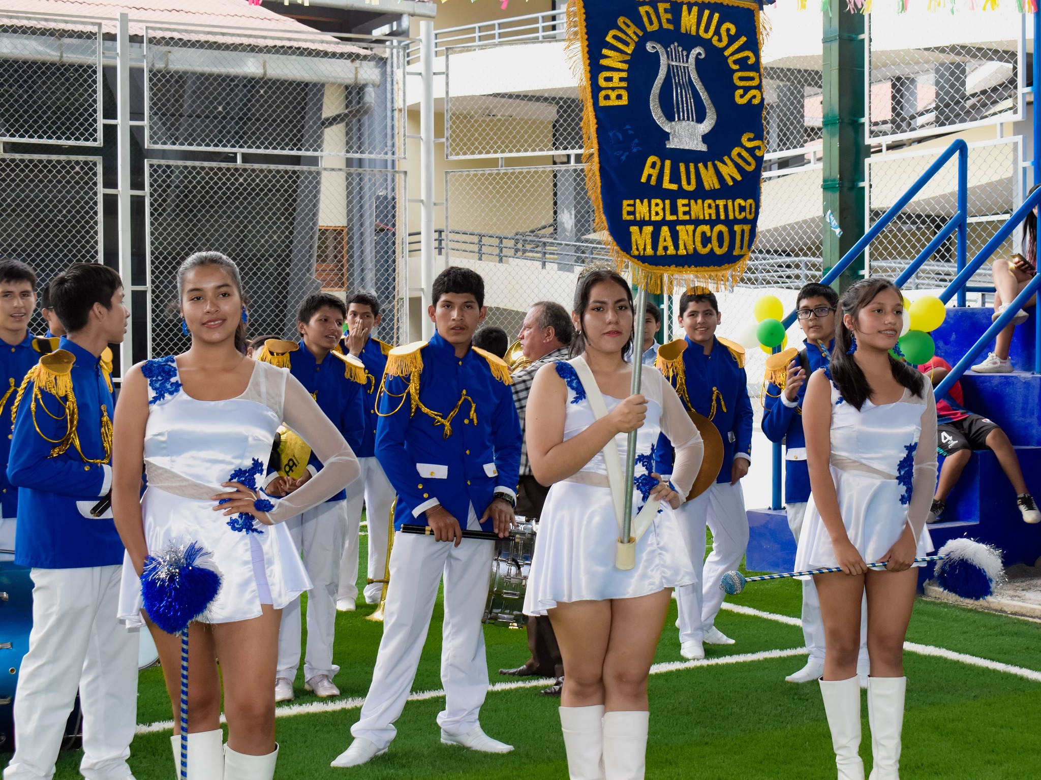 Entrega de campo deportivo en la emblemática institución educativa Manco II