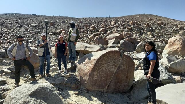 Ministerio de Cultura declaró al Paisaje Arqueológico Petroglifos de Chichictara en Nazca como Patrimonio Cultural de la Nación