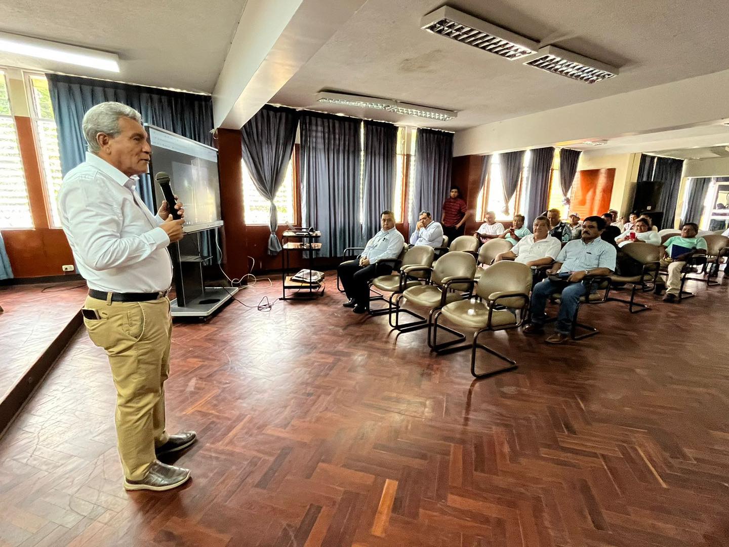 ENOSA Expone Su Plan De Contingencia Para Afrontar Anunciado Fenómeno Pluvial