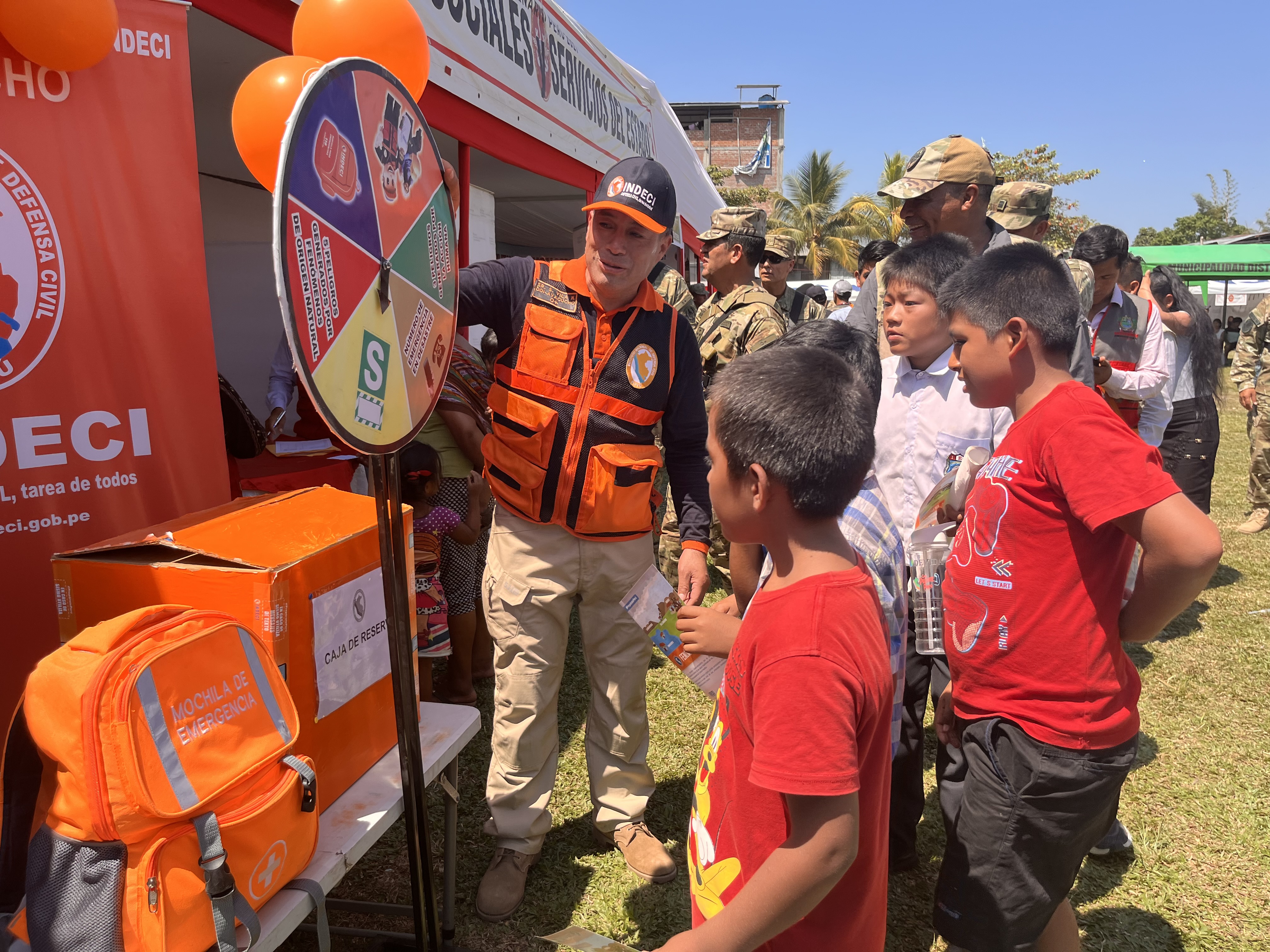 JCFFAA supervisa en la Acción Cívica Multisectorial realizado en el distrito de Canayre
