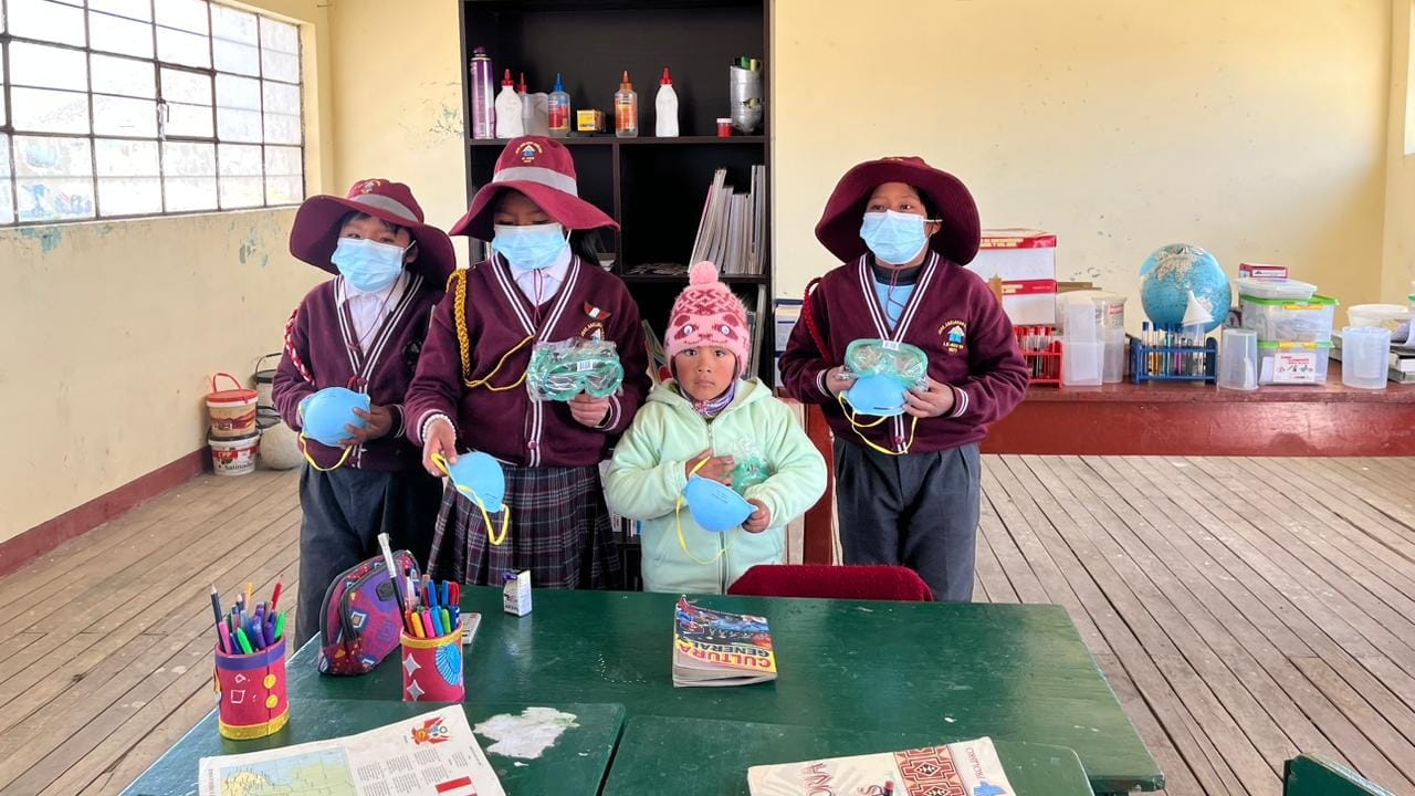 Arequipa: Geresa garantiza abastecimiento de medicamentos y equipos de protección para personas afectadas por cenizas de volcán Ubinas