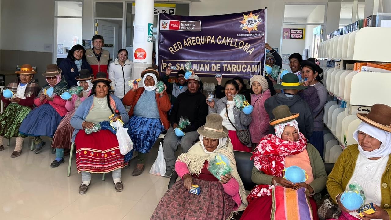 Arequipa: Geresa garantiza abastecimiento de medicamentos y equipos de protección para personas afectadas por cenizas de volcán Ubinas