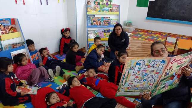 Programa municipal "Huaral lee" compartió cautivadoras lecturas con los niños del José Olaya