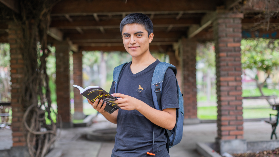 Milton Cárdenas, primer puesto de Beca Hijos de Docentes 2023 del Pronabec.