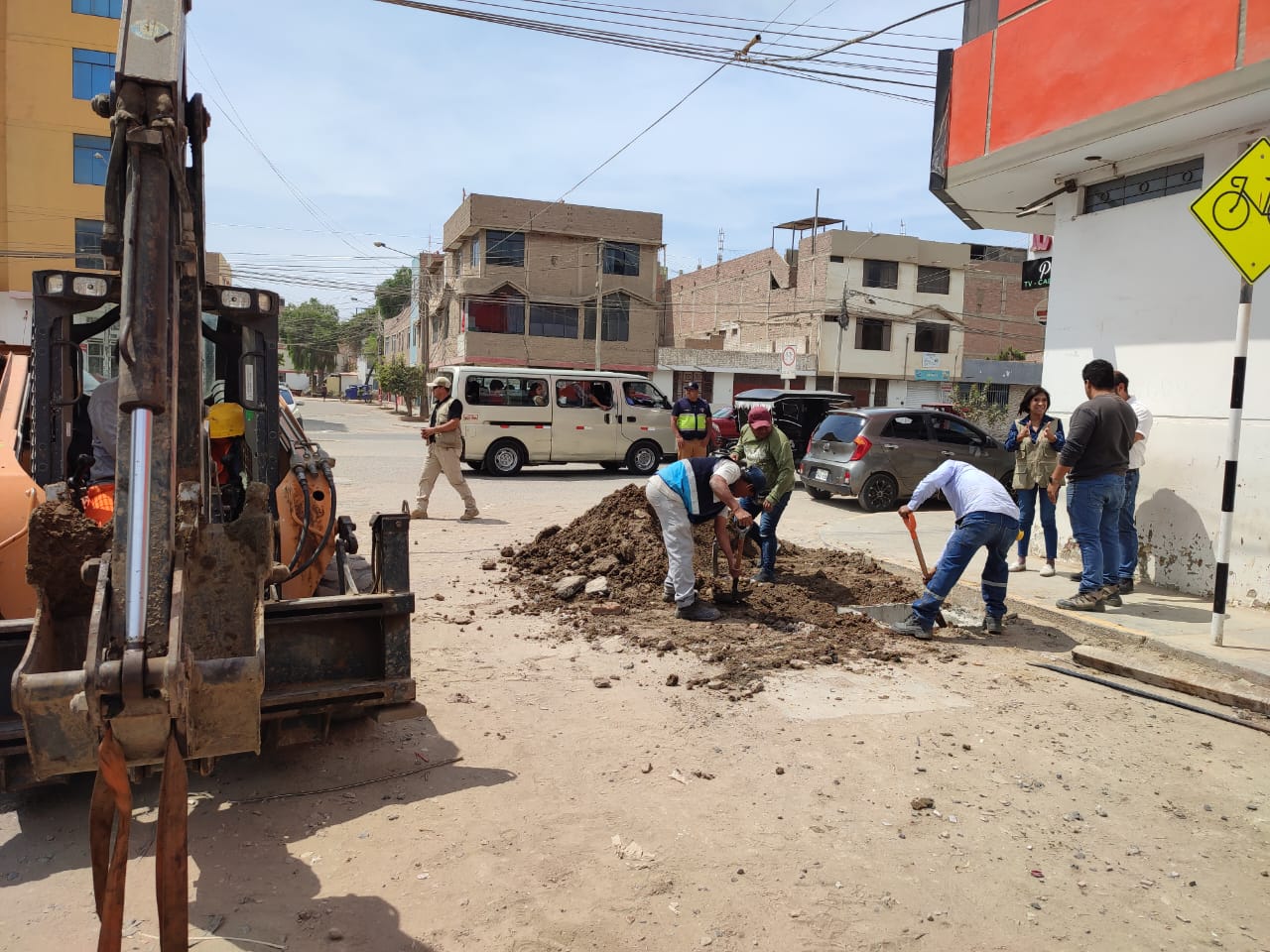 INICIAMOS LA INSTALACIÓN DE BUZONETAS PARA EVACUAR AGUAS PLUVIALES ANTE PRONOSTICADO FENÓMENO EL NIÑO