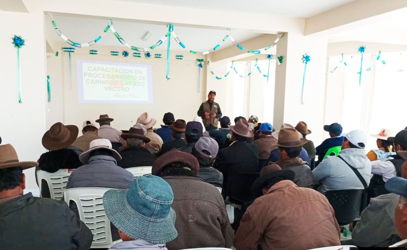 capacitación a asociaciones