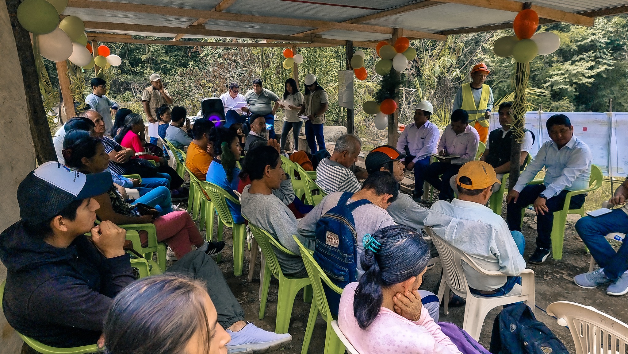 Construyendo conexiones un nuevo camino para la comunidad de Madre Selva